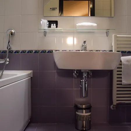 Valentino Du Parc Hotel 3*