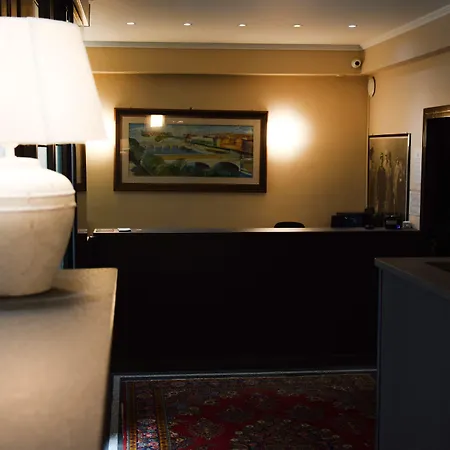 فندق Valentino Du Parc 3*