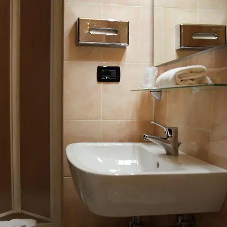 Hotel Valentino Du Parc 3*