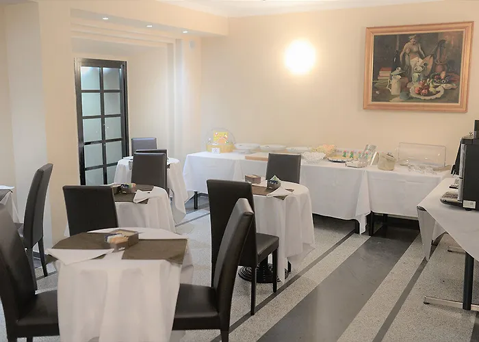Hotel Valentino Du Parc 3*